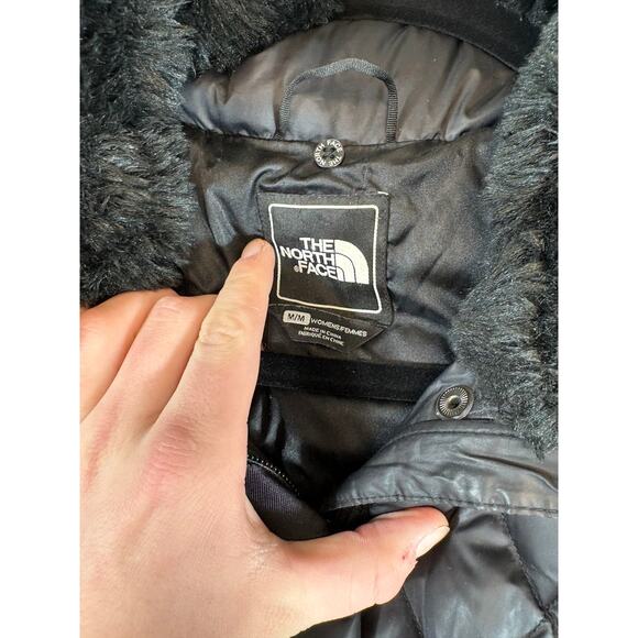The North Face Apres Parkina Puffer Jacket Womens Black Quilted Down Coat Medium - Picture 8 of 10